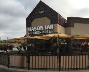 Outdoor seating July 2023 at Mason Jar Kitchen in Eagan