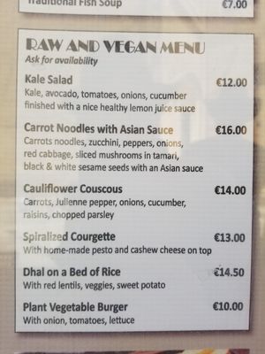 Raw and vegan menu at Ic-Centru in Gharb