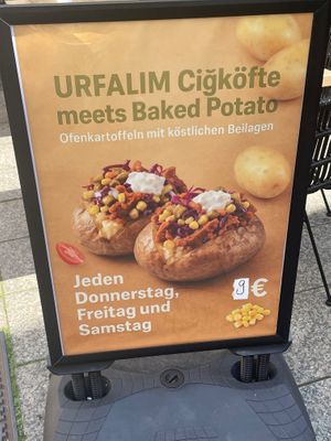 Offering, Baked Potato with Cigköfte at Urfalim Cigköfte in Ulm