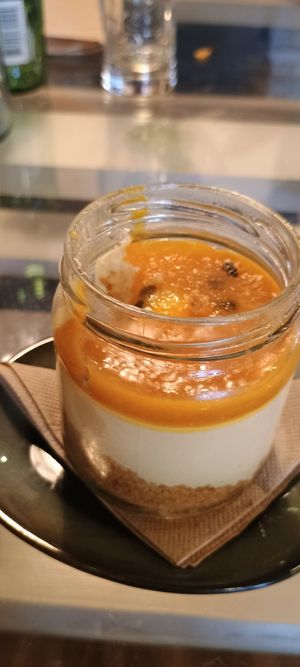 Semifrio de manga at La Forneria in Vila Real