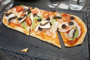 pizza at Galway Bay in Ocean Shores