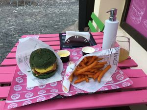 Mr. Cheeseburger and sweet potato fries at FunKink Burgers in Bucharest