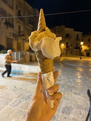 Fior di latte & figs at Gelateria Gentile  in Bari
