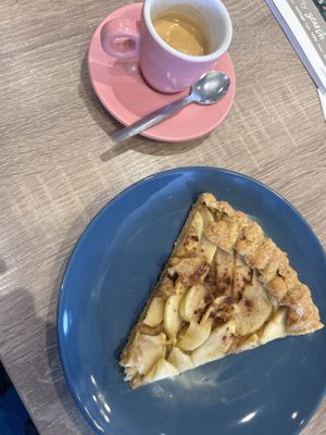   at Oxygène Café in Tignes