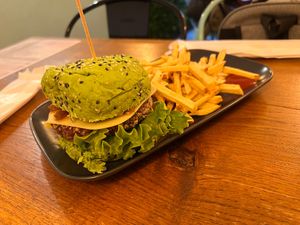 Vegan burger at Hamburgueria Da Ferraria in Sintra