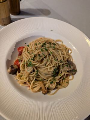 Vegan spaghetti (modified vegetarian dish) at Prato in Brasov