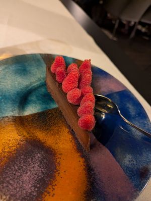 Raw vegan cake at Prato in Brasov