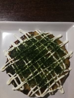 Vegetable pancake at Aju in Osaka