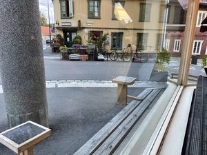 Outside seating   at Kampen Kaffe & Bar in Oslo