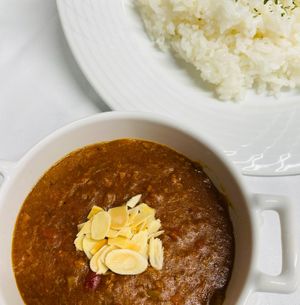 7 kinds of vegetable keema curry tailoring at Restaurant Shangri La - レストラン シャングリ・ラ in Tokyo