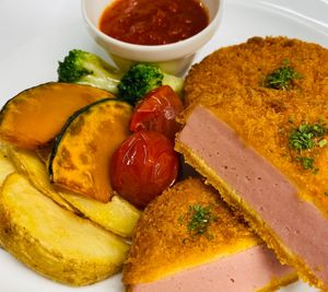 Thick sliced ​​ham cutlet of soy meat at Restaurant Shangri La - レストラン シャングリ・ラ in Tokyo