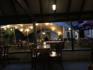 Cosy covered space  at Klein Zwitserland in Zwalm