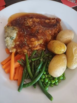 Shepherd's pie. 👌 at California Tavern in Great Yarmouth