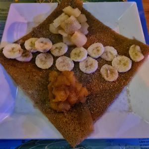 Crêpe with caramelized apples, pears, bananas, cinnamon and sugar at La Pomme D'Adam in Hyeres
