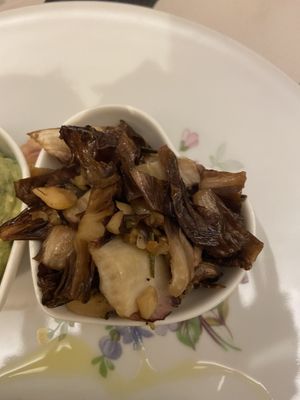 Radicchio al forno con nocciole  at Koivu in Valchiusa