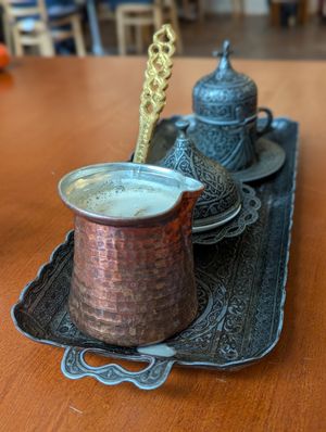 Menengic at Levante Cafe in Balaclava