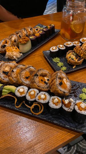 Crunchy sushi with sweet potato at Niiko Sushi x Vegan in Leipzig