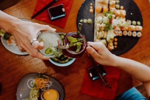 Nothing is better than a tasty dinner with loved ones :) at Niiko Sushi x Vegan in Leipzig