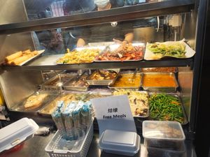 Dishes available at Ju Fu Yuan Vegetarian Delight 聚福缘素食 - Serangoon in Northeast Singapore