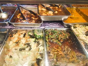 Dishes available at Ju Fu Yuan Vegetarian Delight 聚福缘素食 - Serangoon in Northeast Singapore