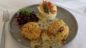 Königsberger Klopse at Place to V in Lenzen Elbe