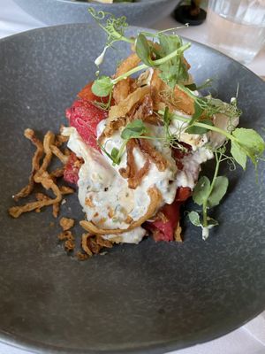 Rote Beete Maultaschen  at Place to V in Lenzen Elbe