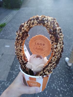 Tasted nice in the end, but I don't know if it tasted "20-minute wait nice" at Loop and Scoop in Glasgow