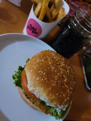 Crispy Chikn burger at Odd Burger in Vaughan