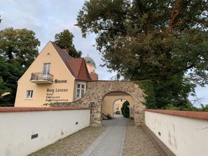 Blick zum Eingang at ahead Burghotel in Lenzen Elbe