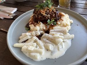 Seitan Roulade mit Schwarzwurzeln   at ahead Burghotel in Lenzen Elbe