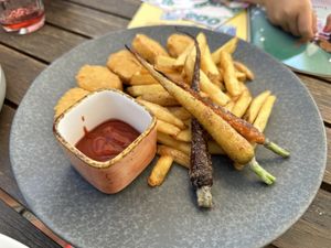 Soja Nuggets mit Pommes   at ahead Burghotel in Lenzen Elbe