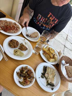   at To Stachi in Crete