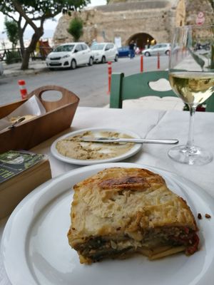 Vegan moussaka at To Stachi in Crete