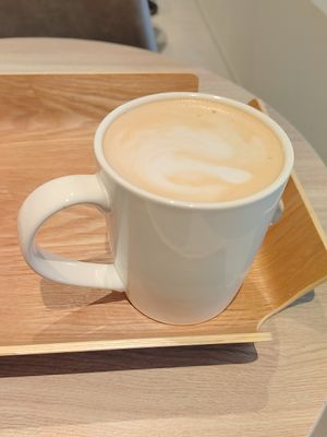 紅茶拿鐵 at LikeDrink Coffee - 來臨咖啡 in New Taipei City