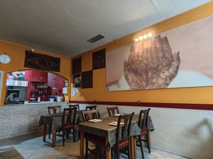 Inside at Taj Mahal in Segovia