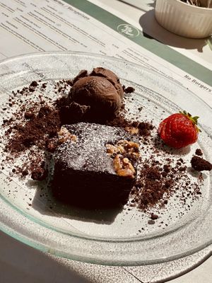 Brownie and ice cream  at My True Burger and Vegan in Mallorca