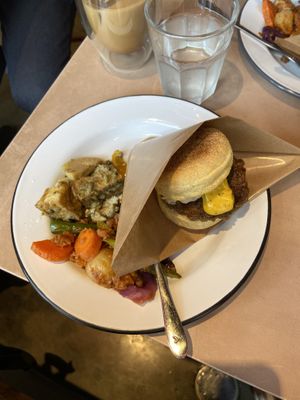 The egg muffin… i miss u  at The Nuts Exchange in Tokyo