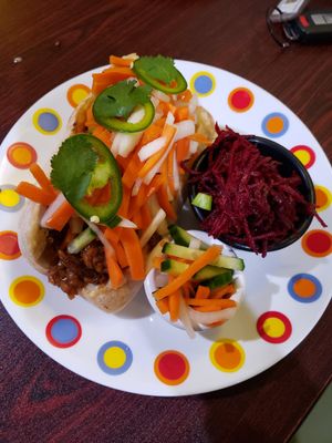 Ban .... heart beet slaw. at Ohana Cafe in Ozona