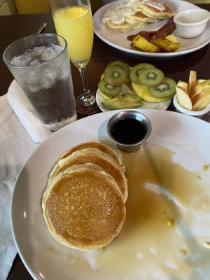 Lucy pancakes and fruit  at Ohana Cafe in Ozona