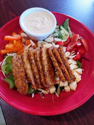 Ohana salad with bbq tempeh added and wonderful cashew lemon dressing at Ohana Cafe in Ozona