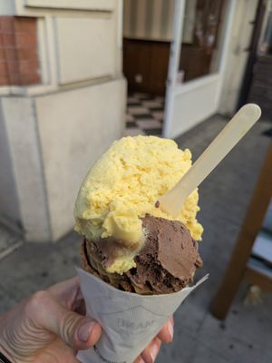 dark chocolate and passion fruit at MANU in Geneva