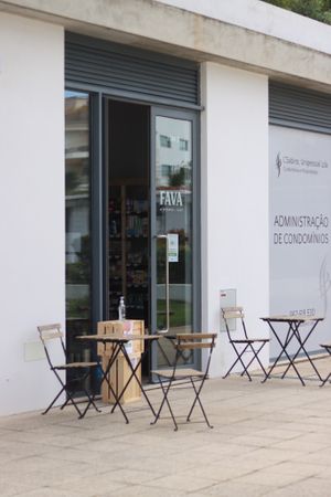 Outdoor-seating at Fava Mercearia Café in Lagos