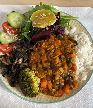 Guisado de Lentilhas at Fava Mercearia Café in Lagos