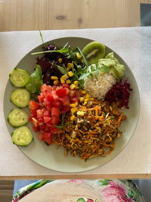 Mexidinho de Tofu 😋  at Fava Mercearia Café in Lagos