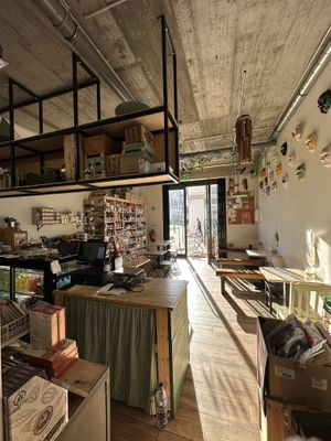 Rodrigo & Margarida are great designers and they perfectly balance form & function. The materialogy and use of space is good. Too many designers put form over function. They don't  at Fava Mercearia Café in Lagos