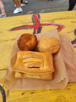  at Señoreata in Los Angeles