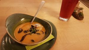 Pumpkin soup as a starter at Max Pett in Munich