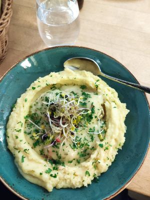 Polpette di tofu e purè di patate at Max Pett in Munich