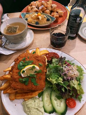 Schnitzel & Kaiserschmarrn  at Max Pett in Munich