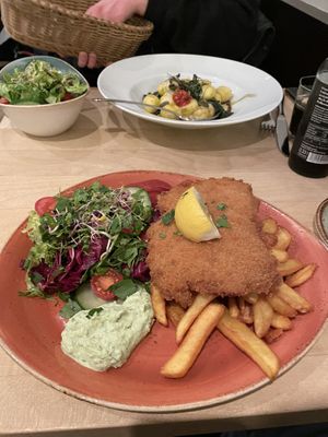   at Max Pett in Munich